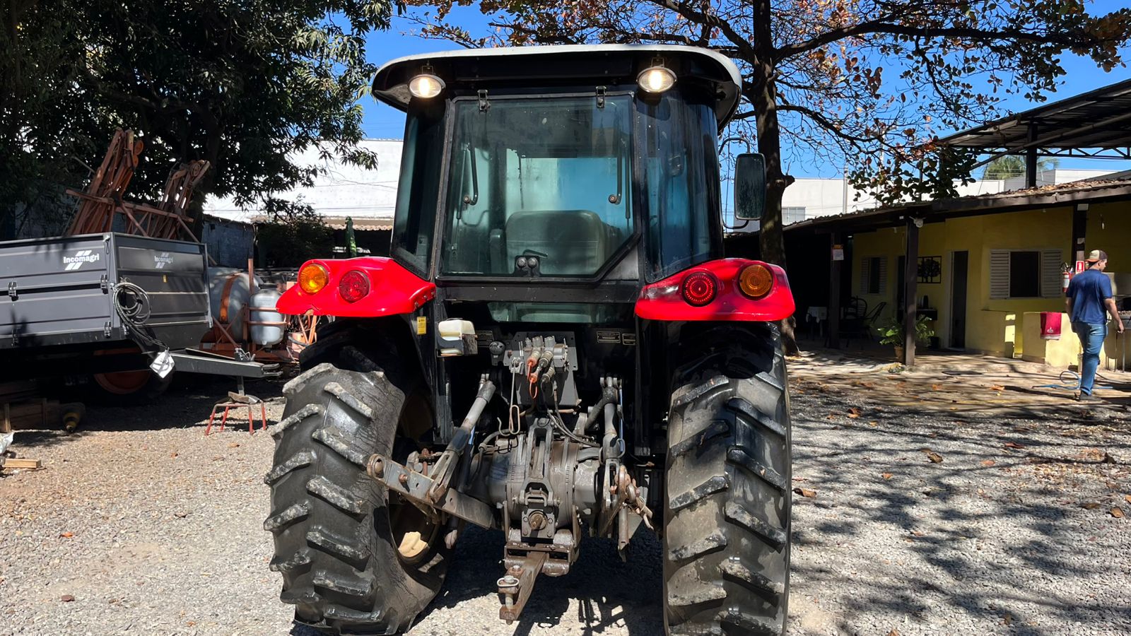 Imagem de Trator Massey Ferguson 4283